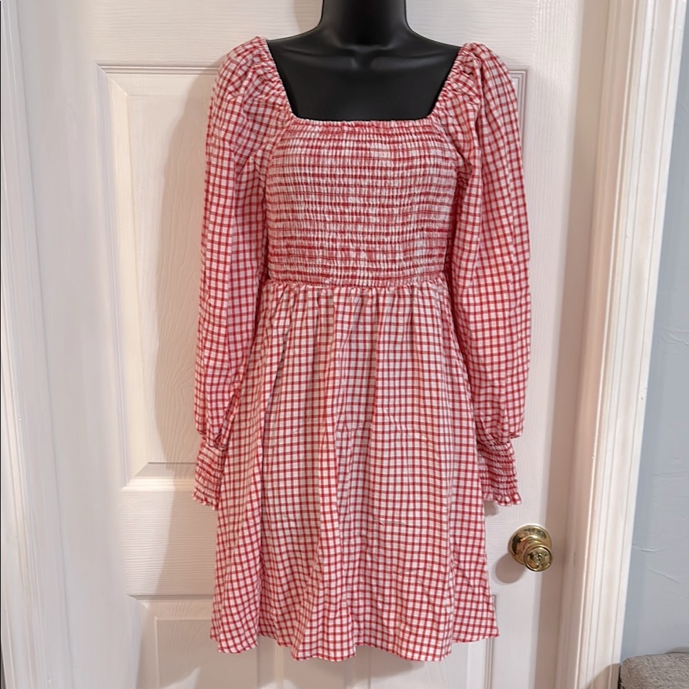 Dokuritu red checked long sleeved dress, size medium, NWT.